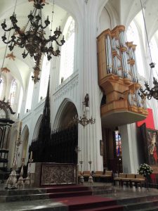 the other 'new' organ and chancel 